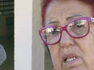 Aparecida Medeiros Gonçalves diz que suspeito batia na vítima desde quando ela foi morar com ele (Foto: Reprodução/TV TEM)