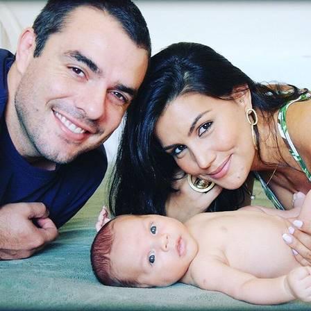 Pais e filho:: Daniel Saullo, Mariana Felício e Antônio