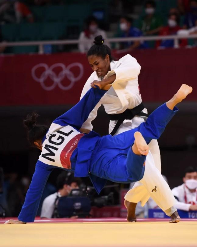 Ketleyn Quadros vence na estreia dos Jogos Olímpicos e vai às quartas — Foto: REUTERS/Annegret Hilse
