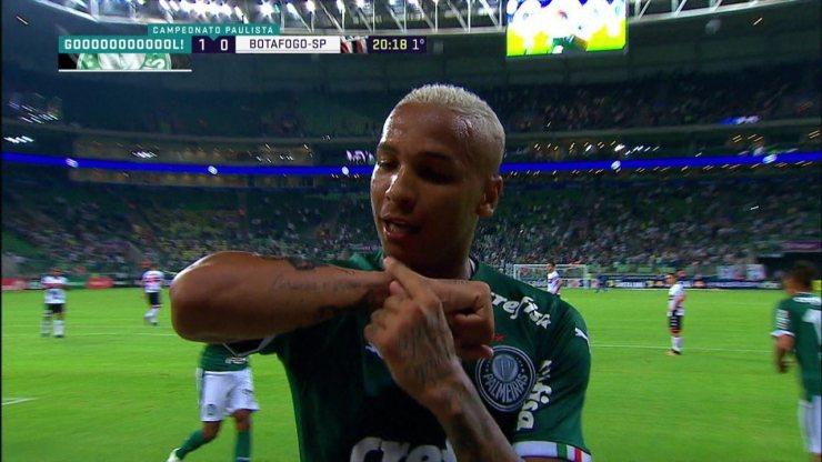 O gol de Palmeiras 1 x 0 Botafogo-SP pela 2ª rodada do Campeonato Paulista