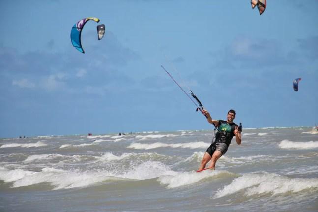 Phelie Rodrigues vai velejar 370km de kitsurfe em prol de projeto social — Foto: Arquivo pessoal