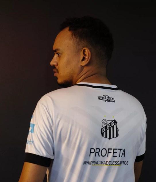 Júnior Profeta, coach do Santos/Real eSports  — Foto: Divulgação/Real eSports