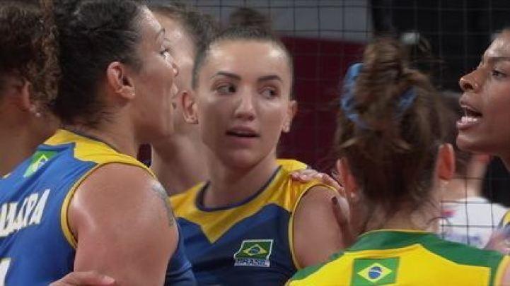 Gabi bota no chão, e Brasil fecha o 1º set em 25/20 - Olimpíadas de Tóquio