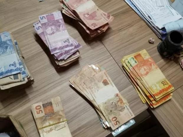 Dinheiro apreendido pela Polícia Federal (Foto: Divulgação/Polícia Federal)