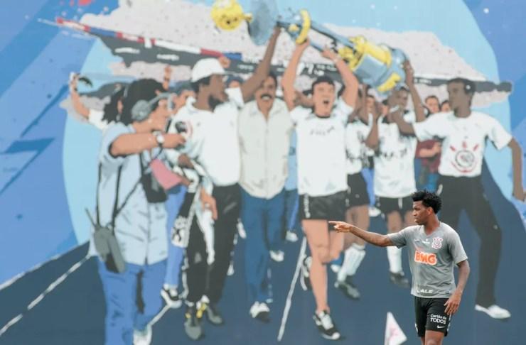 Homenagem ao título do Brasileiro de 1990 em CT do Corinthians — Foto: Rodrigo Coca / Ag.Corinthians