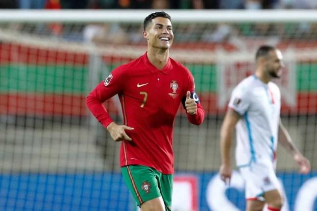 Cristiano Ronaldo tem 115 gols pela seleção de Portugal — Foto: Antonio Cotrim/EFE