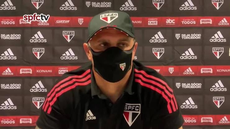 Veja a entrevista coletiva de Juan Branda, auxiliar técnico do São Paulo, após o empate com o Ceará