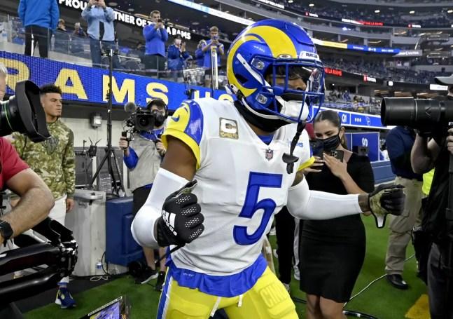 Jalen Ramsey, dos Los Angeles Rams, é um dos jogadores afastados esta semana após testar positivo para a Covid — Foto: Getty Images