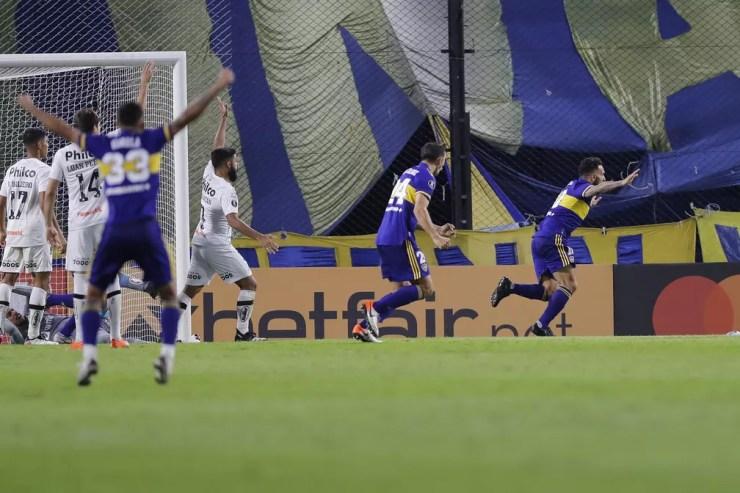 Boca Juniors festeja gol contra o Santos — Foto: Staff Images/Conmebol