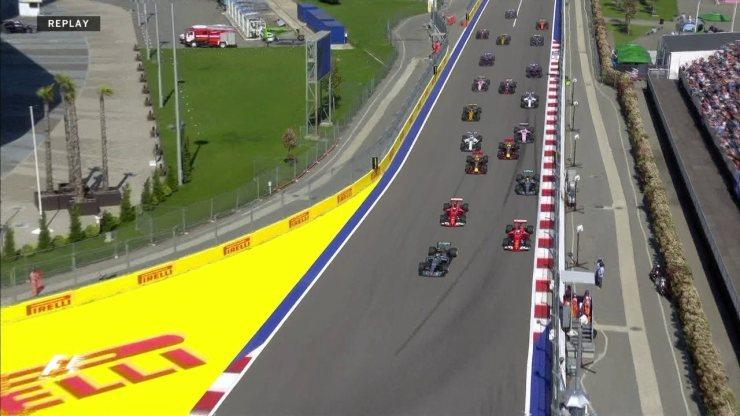 Confira o replay da largada do GP da Rússia, com direito a visão dos pilotos
