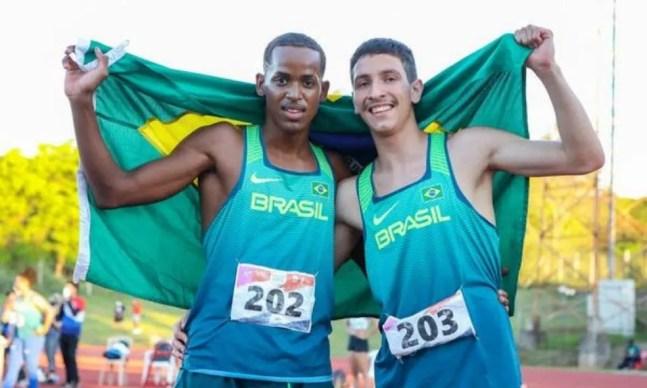 Vinicius e Gabriel fizeram a dobradinha nos 400m rasos do sul-americano — Foto: Wagner Carmo/CBAt