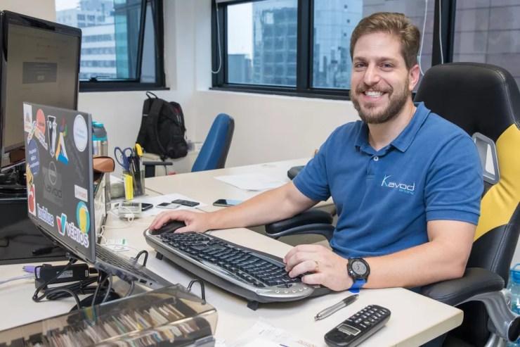 Fábio Neufeld, CEO e cofundador da fintech Kavod Lending, decidiu mudar de carreira após 16 anos trabalhando em grandes bancos. — Foto: Celso Tavarez/G1