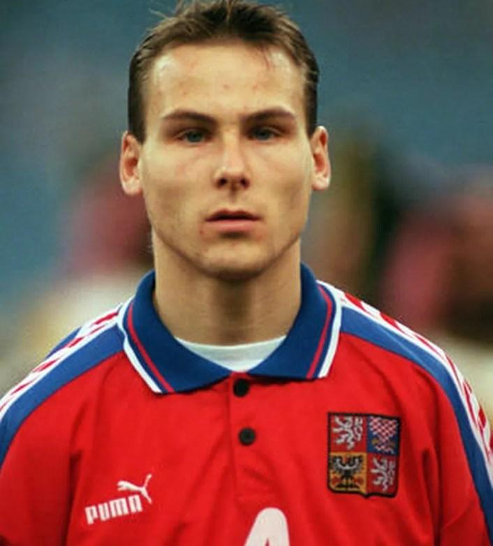 Pavel Nedved, aos 24 anos, foi vice-campeão da Eurocopa em 1996 com a República Tcheca — Foto: Reprodução
