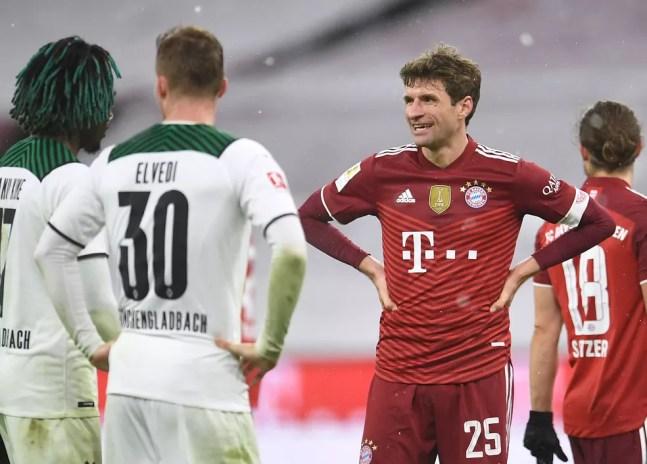 Thomas Müller lamenta derrota do Bayern para o Mönchengladbach em seu jogo de número 608 pelo clube — Foto: Reuters
