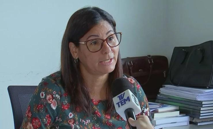 segundo Ivone Carrinho Basílio, secretária de Saúde de Avaí, cidade deixou de oferecer 120 consultas por semana — Foto: TV TEM/Reprodução