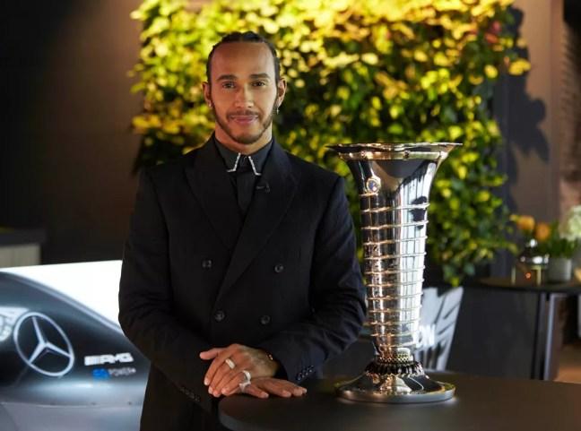 Lewis Hamilton é heptacampeão mundial de Fòrmula 1 — Foto: Reprodução