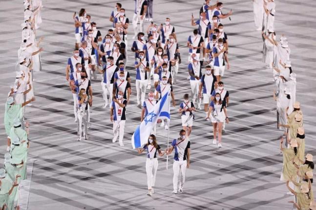 Delegação de Israel desfila na cerimônia de abertura das Olimpíadas de Tóquio — Foto: Clive Brunskill/Getty Images