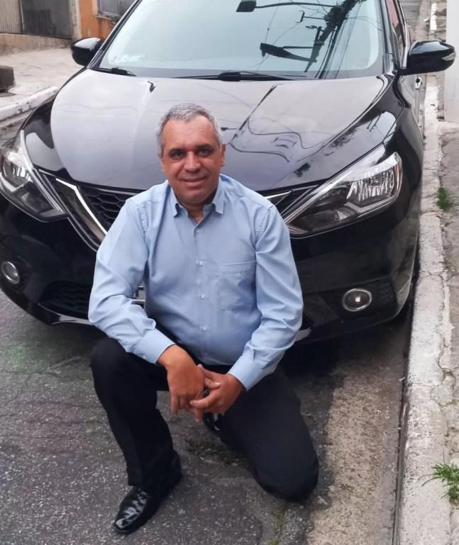 Com alta dos combustíveis, Rosemar Pereira comprou carro novo para mudar para o GNV — Foto: Arquivo pessoal