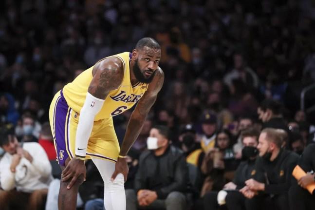 LeBron James não evitou derrota dos Lakers — Foto: Getty Images