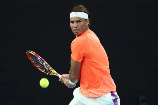 Rafael Nadal jogando as quartas do Australian Open — Foto: Cameron Spencer /Getty Images