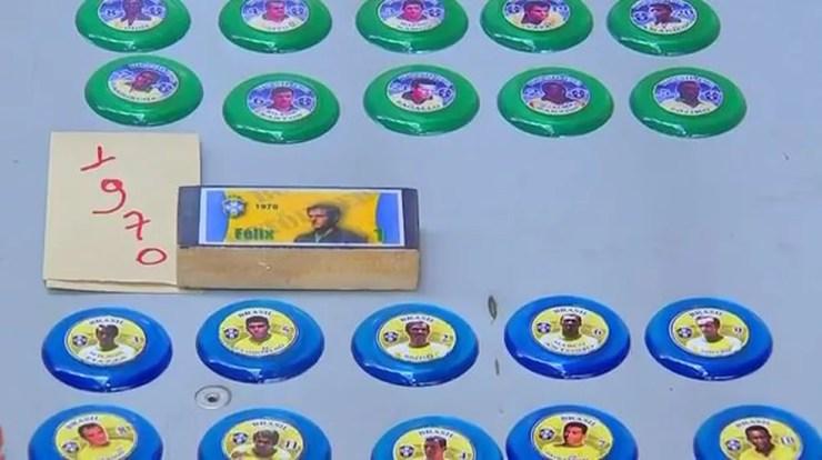 Seleção Brasileira de futebol de botão ganha espaço especial em casa de colecionador de Araçatuba (SP) (Foto: Reprodução/TV TEM)