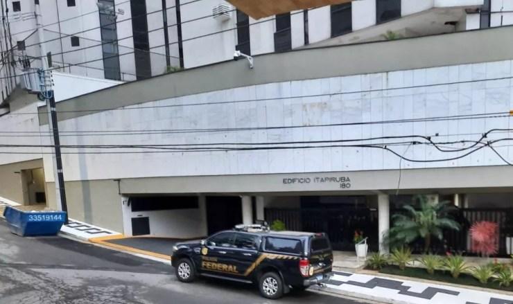 Polícia Federal esteve também em um prédio de luxo nas Astúrias, em Guarujá — Foto: Divulgação/Thiago Rodrigues