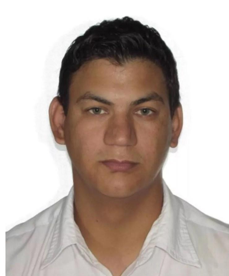 Atirador que se matou em Campinas foi identificado como Antonio Ricardo Gallo (Foto: Polícia Militar/Divulgação)
