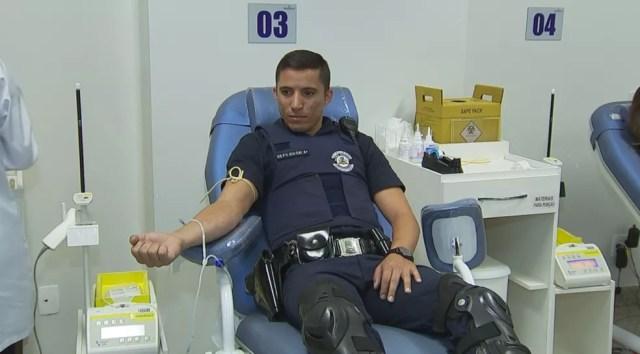 Guarda doa sangue neste domingo (15) no Hemocentro de Rio Preto (Foto: Reprodução/TV TEM)