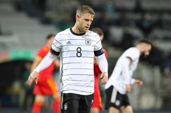 Arne Maier com a faixa de capitão na UEFA Euro Sub-21 — Foto: DFB