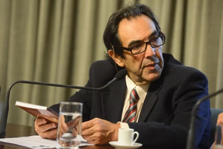 Adriano Diogo em sessão da Comissão da Verdade na Assembleia Legislativa de São Paulo (Alesp), em 2013.  — Foto: Roberto Navarro/Alesp