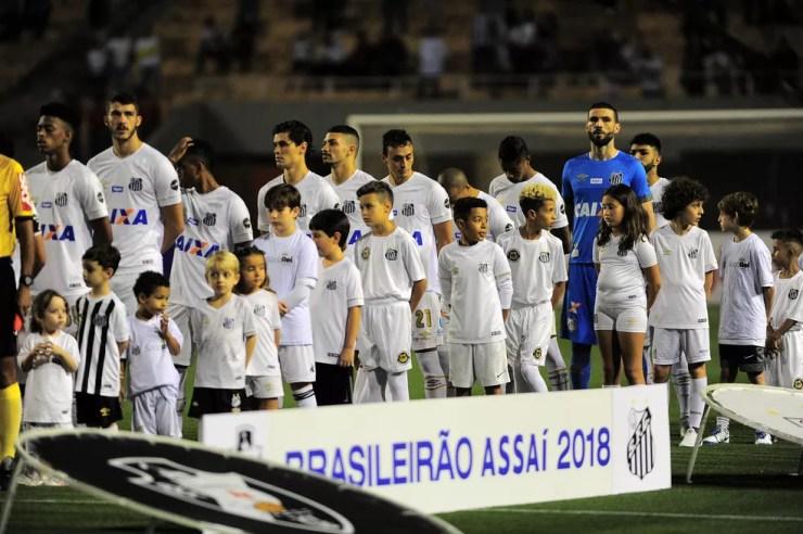 Santos segue inconsistente no Brasileirão — Foto: Marcos Ribolli