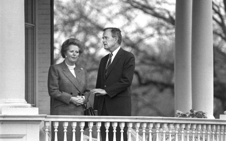 George H. Bush recebe Margaret Thatcher em Washington em novembro de 1988. — Foto: Paul Hosefros/The New York Times