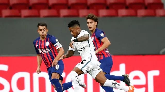 Marinho foi titular contra o San Lorenzo e saiu na metade do segundo tempo