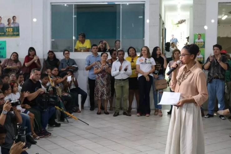 Marina Silva durante discurso a crianças e adolescentes em Teresina — Foto: Lucas Marreiros/G1