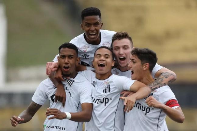 Santos goleia o EC São Bernardo pelo Campeonato Paulista sub-20 — Foto: Divulgação/Santos FC
