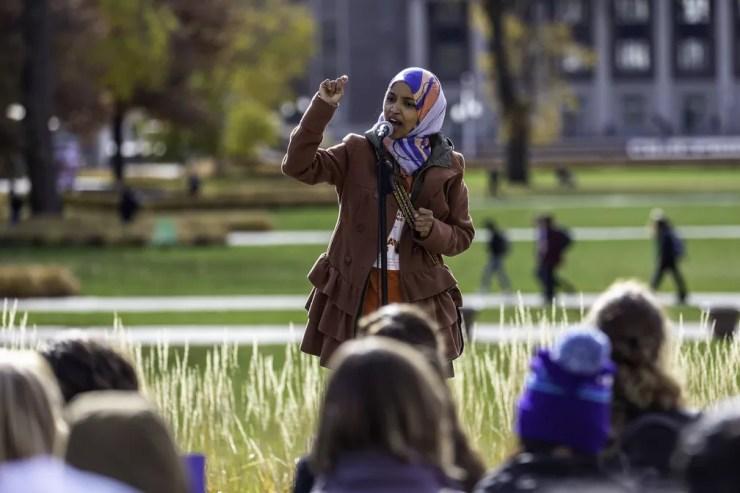 Ilhan Omar, candidata muçulmana à Câmara dos EUA pelo estado do Minnesota — Foto: Kerem Yucel / AFP