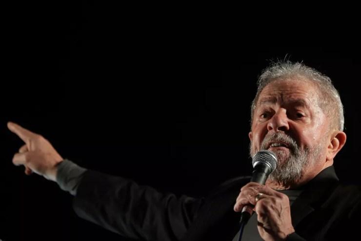 O ex-presidente Luiz Inácio Lula da Silva durante ato em São Paulo no último dia 20 (Foto: (AP Photo/Andre Penner)