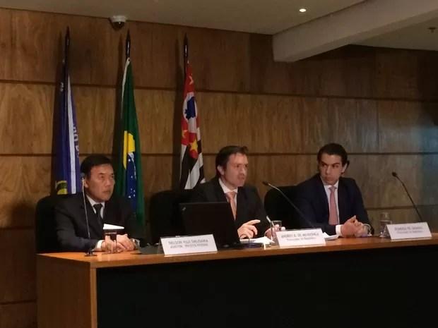 Procuradores em coletiva sobre denúncia contra investigados na Operação Custo Brasil (Foto: Tahiane Stochero/G1)