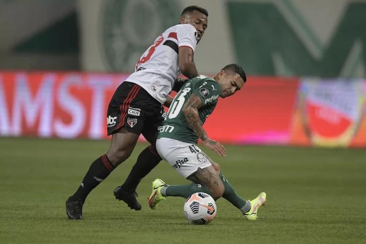 Luan travou duelo com Dudu no confronto — Foto: Staff Images / CONMEBOL