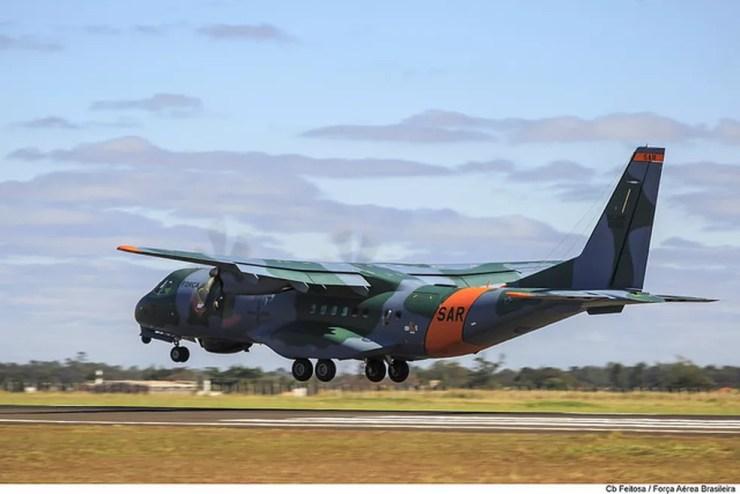 Aeronave da FAB auxiliou nas buscas no Pantanal, em Mato Grosso — Foto: FAB/Divulgação