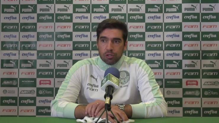 Confira a coletiva de Abel Ferreira, após eliminação do Palmeiras na Copa do Brasil