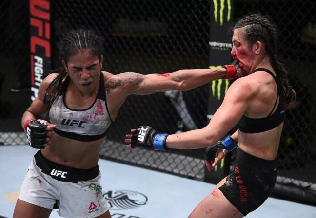 Viviane Araújo tem três vitórias e uma derrota no Ultimate — Foto: Getty Images