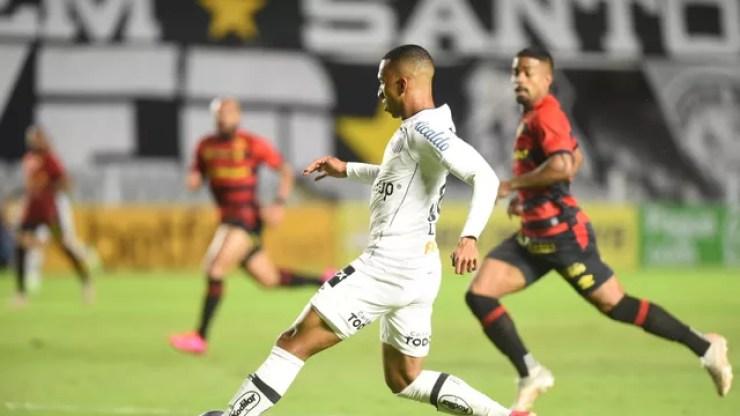 Lucas Braga Santos x Sport