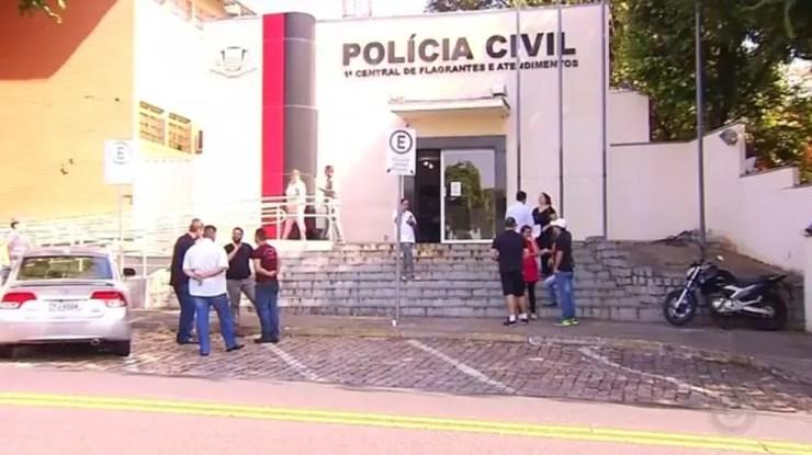 Denúncias contra construtora foram registradas por mais de 30 pessoas em Rio Preto (Foto: Reprodução/TV TEM)