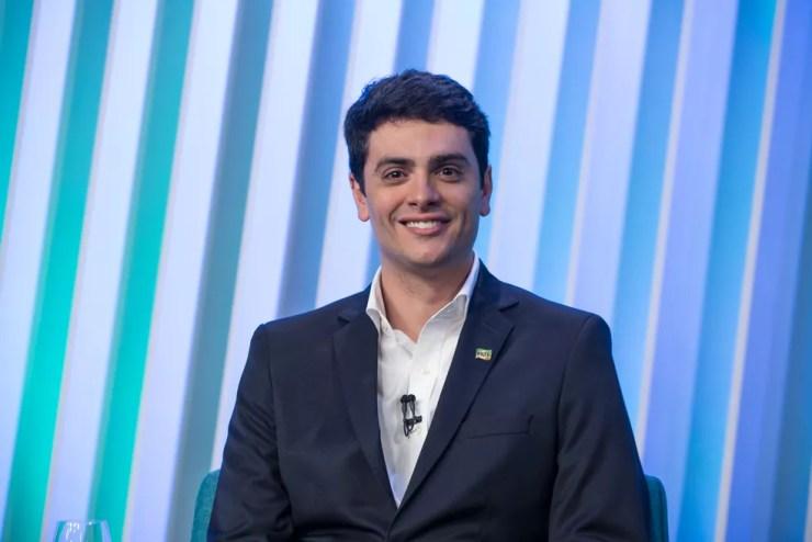Rodrigo Tavares, candidato do PRTB ao Governo de SP, durante debate no estúdio da Globo em São Paulo — Foto: Celso Tavares/G1