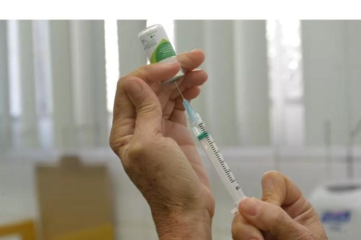 Vacinação contra a gripe foi prorrogada até 15 de junho (Foto: Romero Mendonça/Secom)