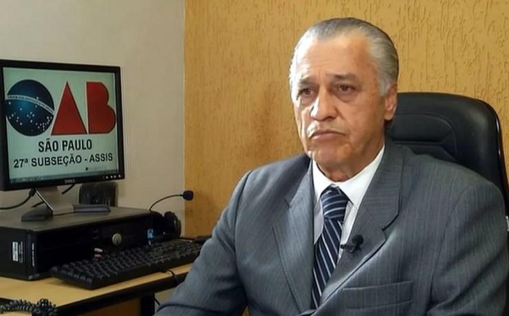 Carlos Pinheiro, presidente da OAB de Assis: decisão se baseou nos princípios da isonomia e da dignidade humana (Foto: Reprodução / TV TEM)