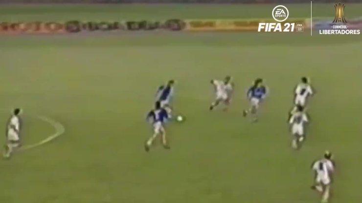 FIFA 21: golaço de Ronaldo em 94 é recriado pela Conmebol