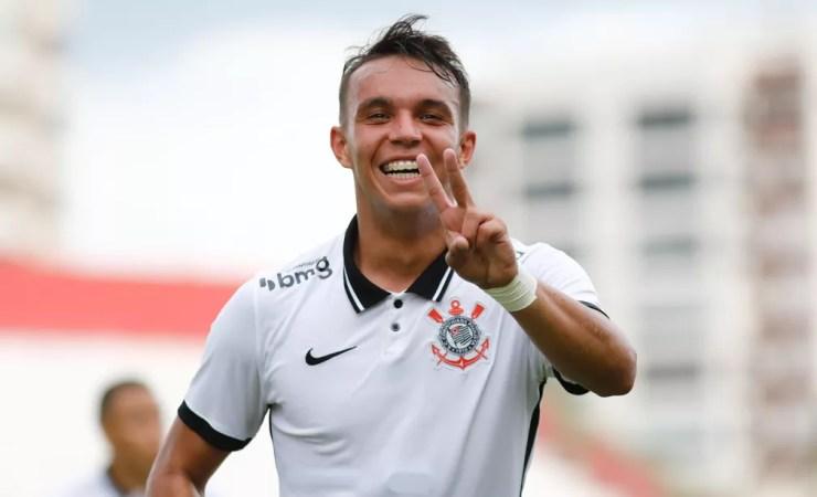 Giovane chegou ao sub-20 do Corinthians neste ano e rapidamente virou destaque — Foto: Rodrigo Gazzanel / Ag.Corinthians