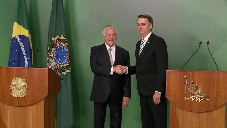 Bolsonaro e Temer falam sobre a transição presidencial